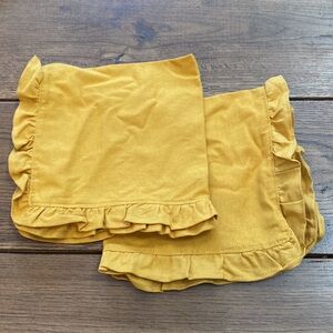 Hen House 20x20 Dinner Napkins (2)